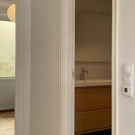 Cozy Scandinavian Design 아파트 *